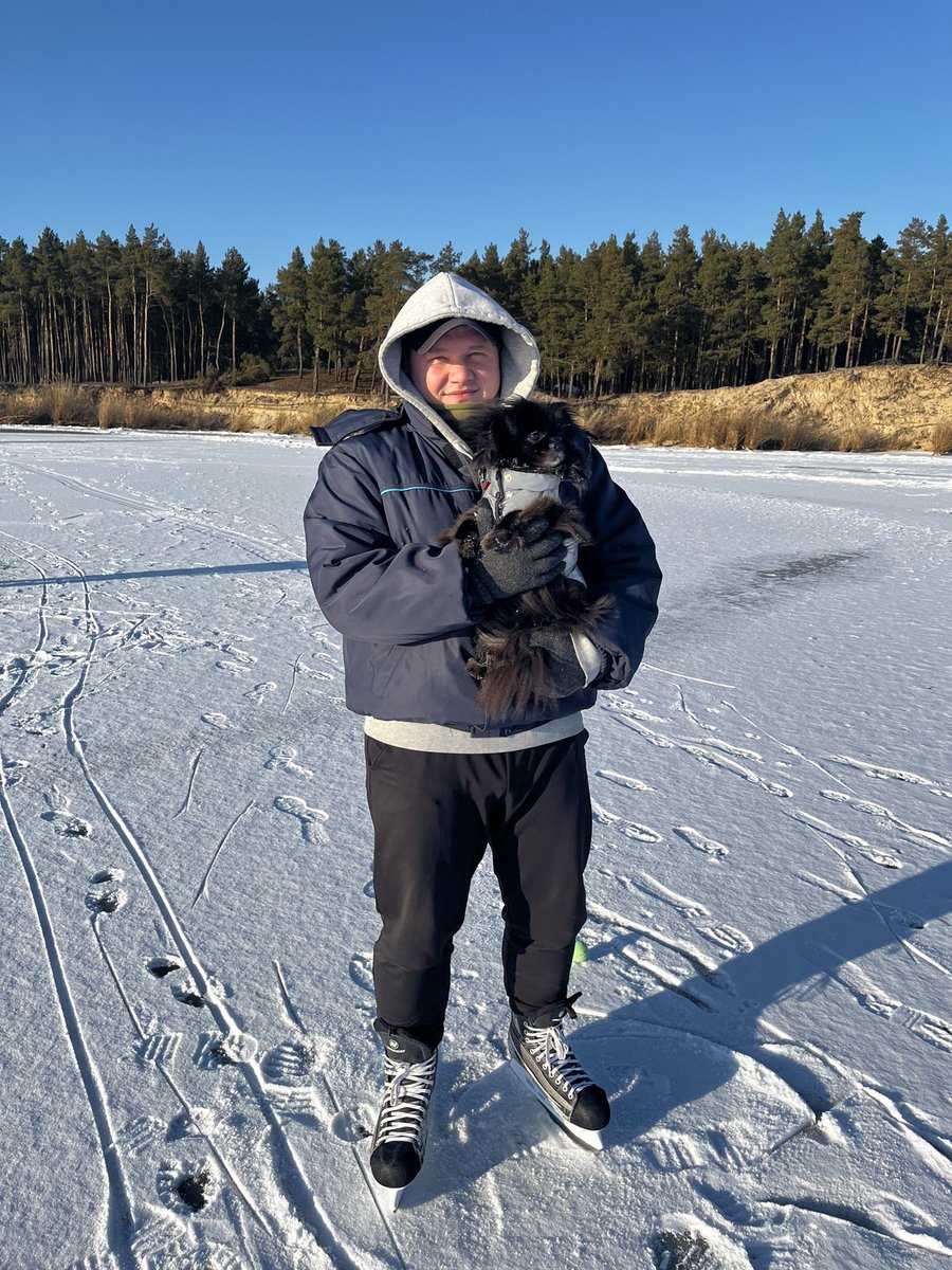 Malyar978087's tweet photo. Good day 👍🏻⛸️⛸️⛸️
#forest https://t.co/S79jLN3YJM