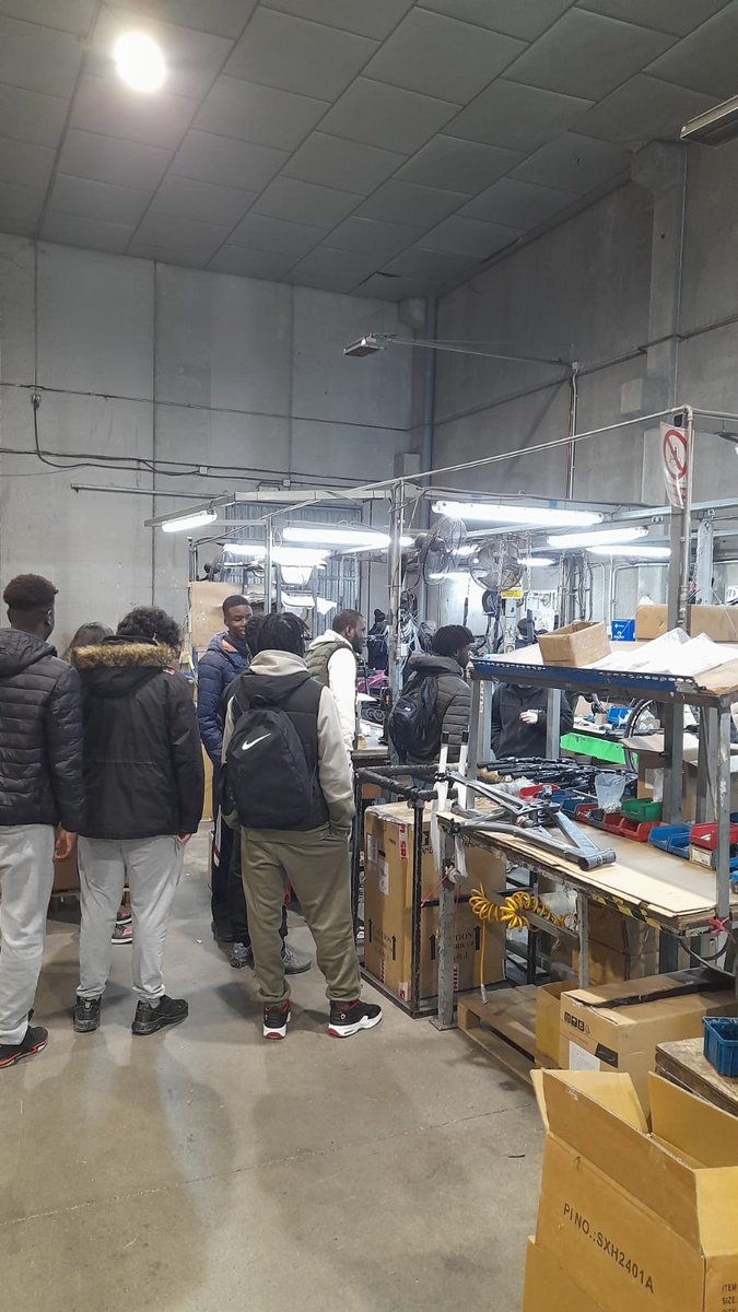 EcosolGirona (@ecosolgirona) on Twitter photo 🔧🚲L'alumnat del PFI de mecànica de bicicletes subvencionat per <a href="/FundlaCaixaCAT/">Fundació ”la Caixa”</a> a través d'Incorpora, i gestionat per la Fundació <a href="/FOscobe/">Fundació Oscobe</a> han visitat el taller de muntatge de bicicletes.
✅L'alumnat ha pogut conèixer la tasca d'#Ecosol i veure quin és el procés del taller. 🔧🚲L'alumnat del PFI de mecànica de bicicletes subvencionat per <a href="/FundlaCaixaCAT/">Fundació ”la Caixa”</a> a través d'Incorpora, i gestionat per la Fundació <a href="/FOscobe/">Fundació Oscobe</a> han visitat el taller de muntatge de bicicletes.
✅L'alumnat ha pogut conèixer la tasca d'#Ecosol i veure quin és el procés del taller.