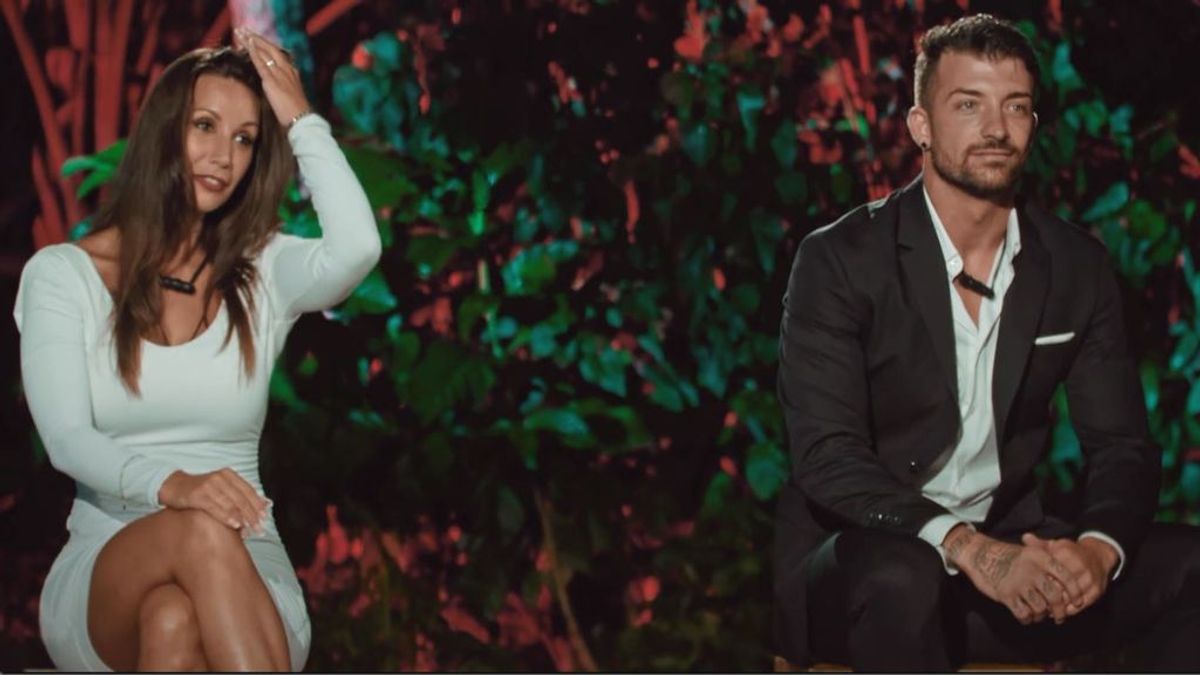 olawhoo's tweet photo. alerta spoiler, hoguera final de Anita y Manuel y Torres y Brayan #LaIslaDeLasTentaciones12 https://t.co/YFRKtnVFJS