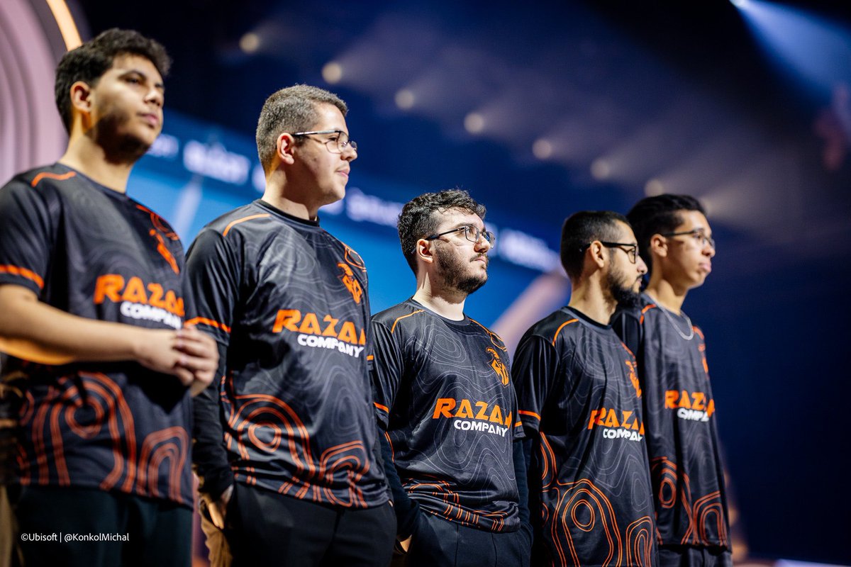 LOUD are confirmed to be entering the r6 scene. Their roster is rumored to consist of the Ex-E1/Razah Company line with the addition of Daffodil in place of Flastry. Flastrys current destination remains unknown. Per sources