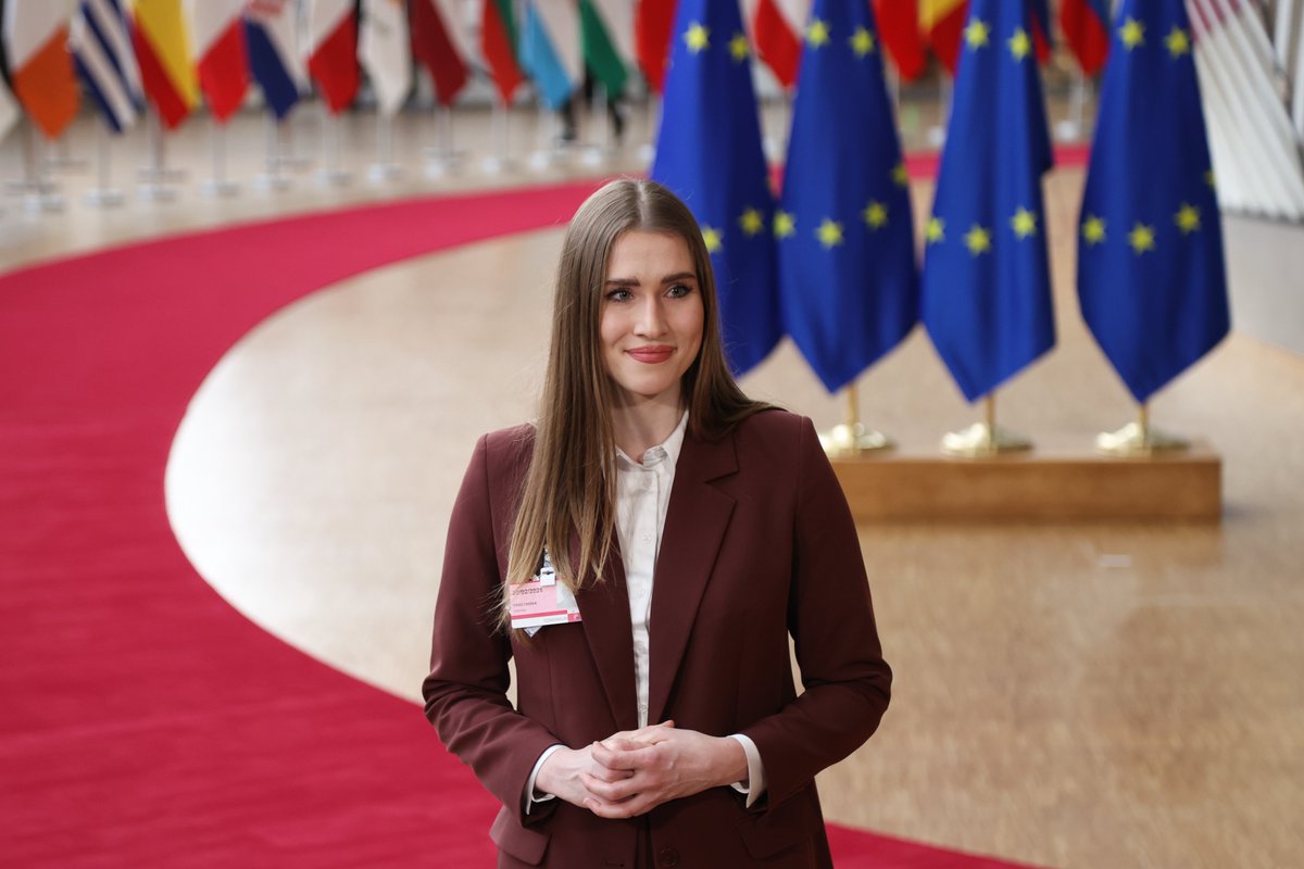 trnavskauni's tweet photo. Simona Perečinská sa zúčastnila simulovaných rokovaní na pôde EU. Vyskúšala si legislatívny proces prijímania dôležitých právnych aktov, kde zaváži aj slovenský hlas.  #truni #consimium https://t.co/URpzsiMk9B