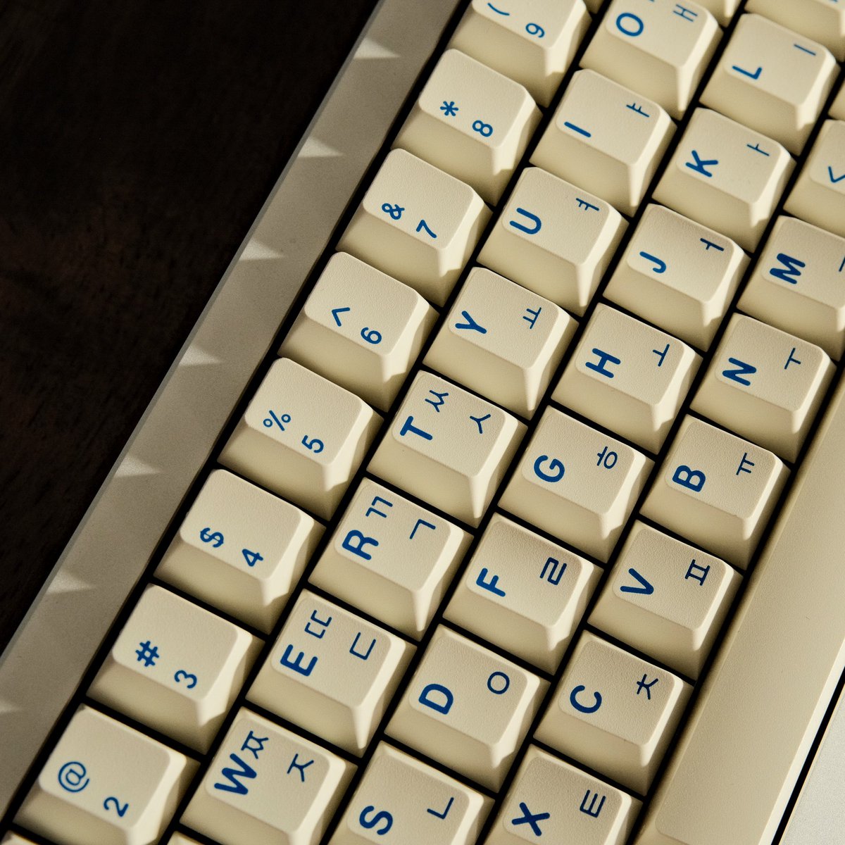 Randomkeebs tweet picture