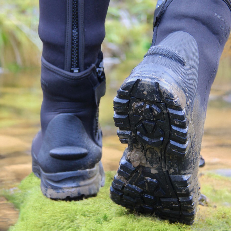 🔵Built for Performance🔵
The Marine Trek Wet Boot delivers warmth, durability &amp; grip for divers, rescue teams &amp; commercial operators. 🌊
📢UK sizes 4-13 – Shop now:
🔗ndiver.com/marine-trek-we…
#NorthernDiver #DiveGear #ScubaDiving #WetBoots