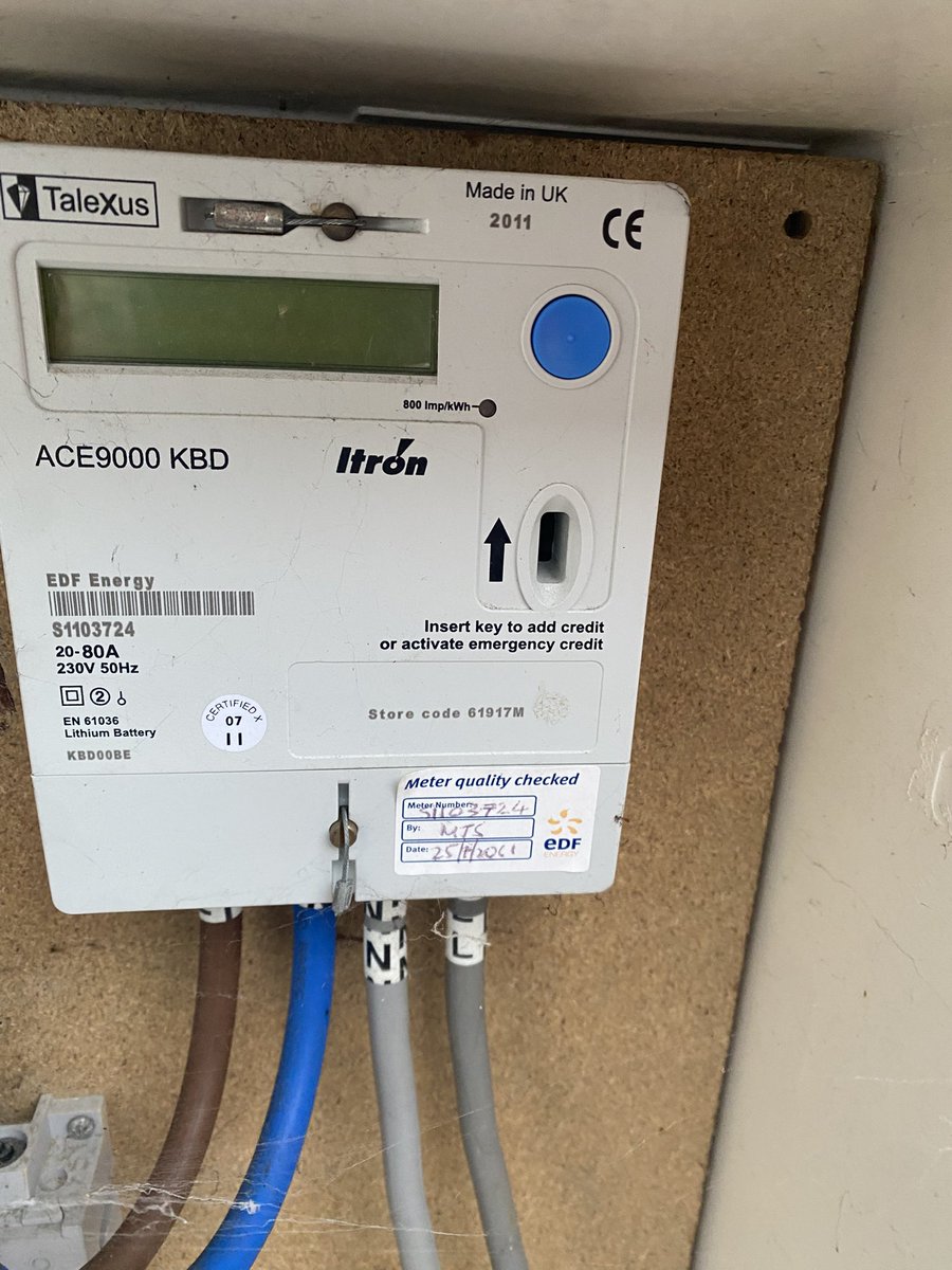 ronniesands's tweet photo. @ScottishPower post the worse customer service ever bank screen since power outage 19th Jan still nothing 
Spoke to customer service about smart meters nothing happened  disgusted ! https://t.co/axLfYq0RYZ