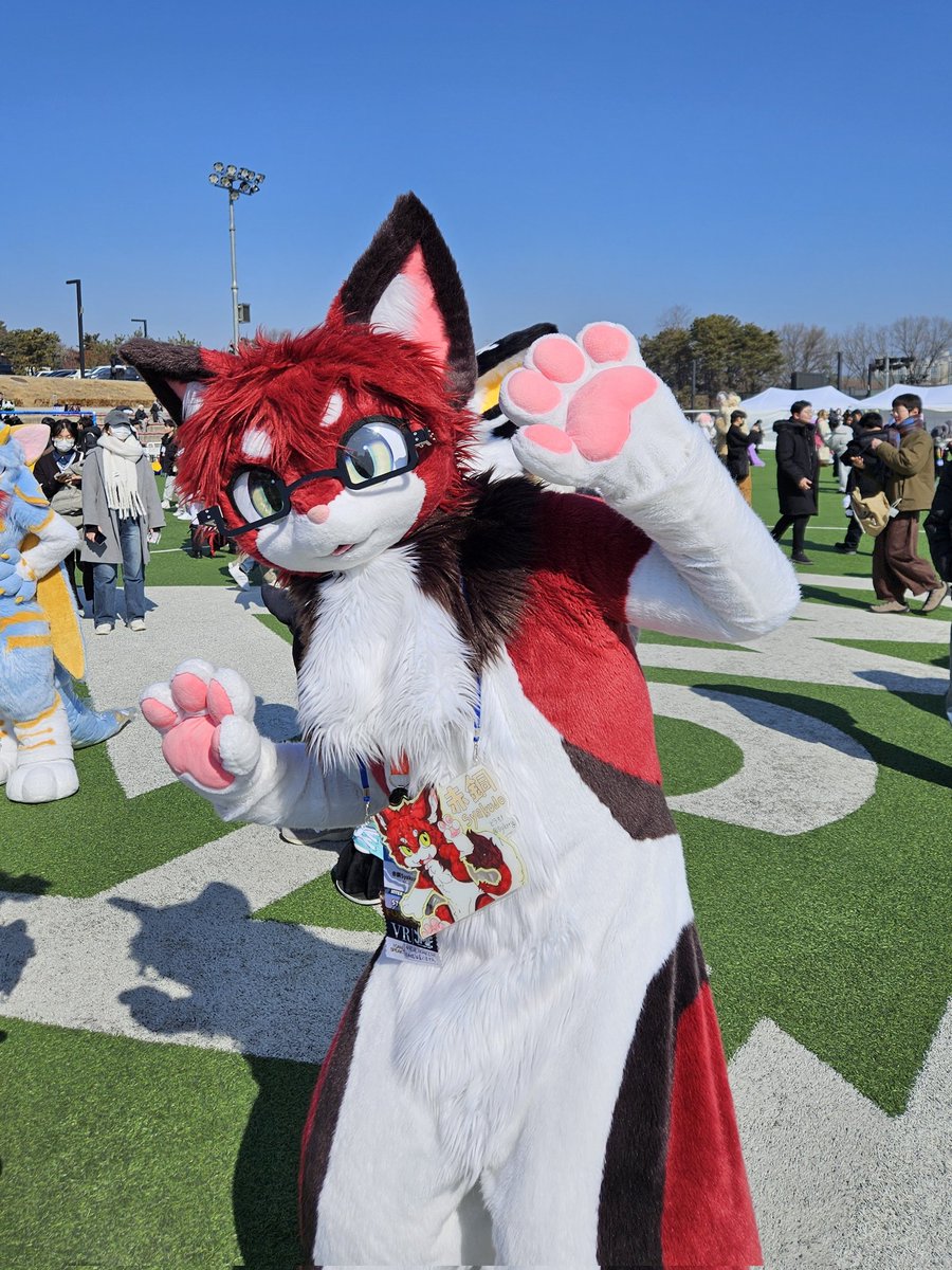 네모갓겸고먐미(?)
#퍼리조아4 #FurryJoA2025