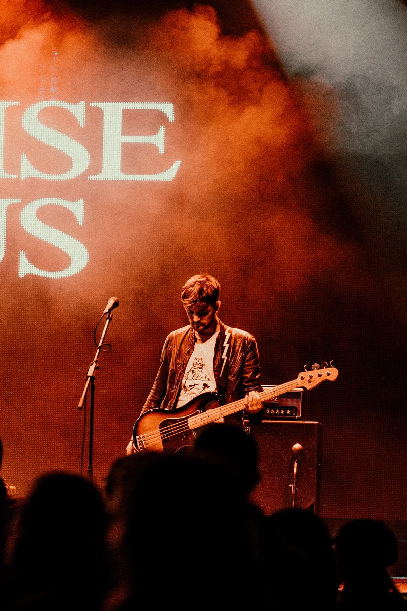 Paradise Circus tweet media