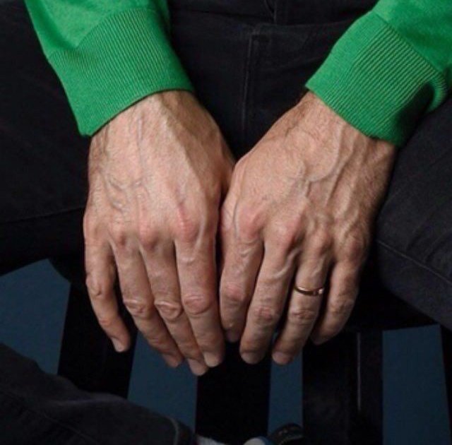 sonofanironic's tweet photo. ✨Magic fingers✨ https://t.co/VWmx3Gouu4