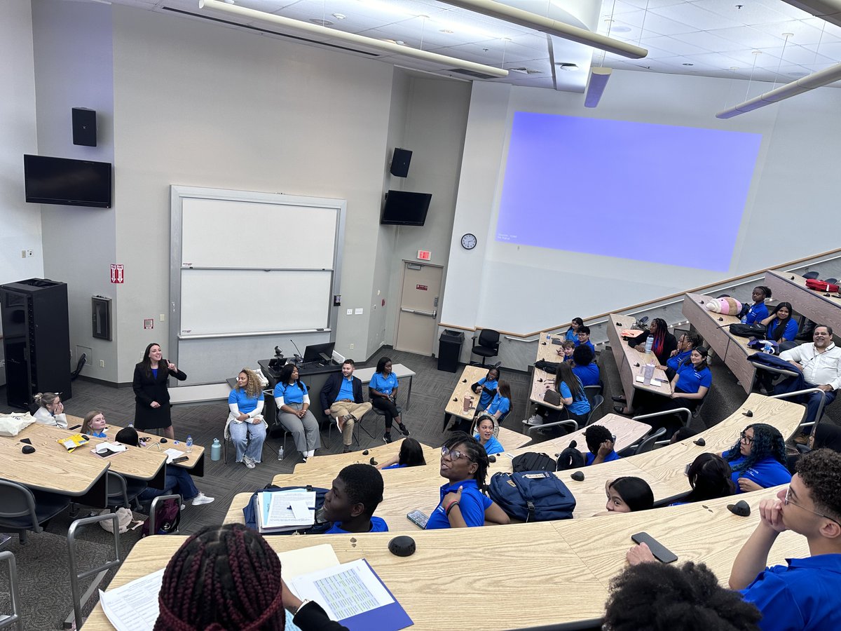 SHSMagnet's tweet image. SHS Magnet Spotlight! 🚀

👏 Our Medical and Law students dominated at the NSU Ad Law Medical Program on 2/22/25, placing in the top 3 on the post-assessment!

🏆 Shoutout to:
🎓 Gaelle Noel
🎓 Gabrielle Mitchell
🎓 Olivia Rivera
🎓 Bryce Azim
🎓 Jahnel Marshall