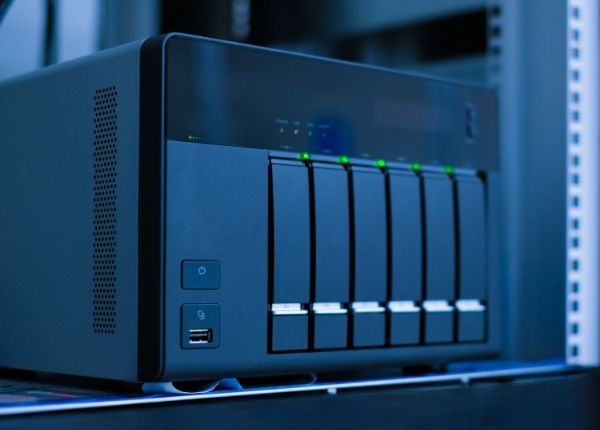 Máte #NAS, #NUC, mini PC nebo síťové zařízení, které chcete umístit do datacentra, ale nechcete zbytečně platit za nevyužitý prostor? Máme pro vás řešení v podobě nového housingu!
Housing optimalizovaný pro #miniservery od 540 Kč měsíčně včetně spotřeby!
coolhousing.net/cz/nas-nuc-min…