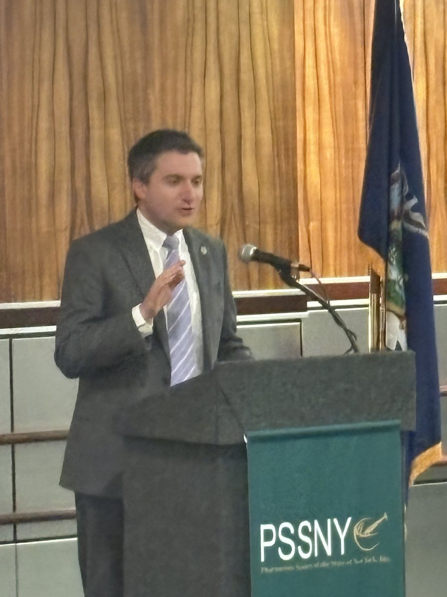 SteveMooreRx's tweet photo. Big thanks to @JamesSkoufis for speaking to @NY_Pharmacists about the 2025 legislative session! #FixRx https://t.co/NLEJkiVtrH