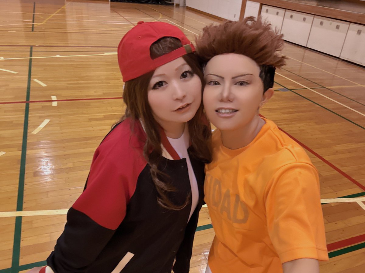 ⚠︎cos*🏀
恒例の！スラダン併せに参加してきたよ〜！豪華メンバーすぎてマジで幸せすぎた...🥹🙏💕💕とりあえずピンとアヤちゃんとの自撮り〜🫶