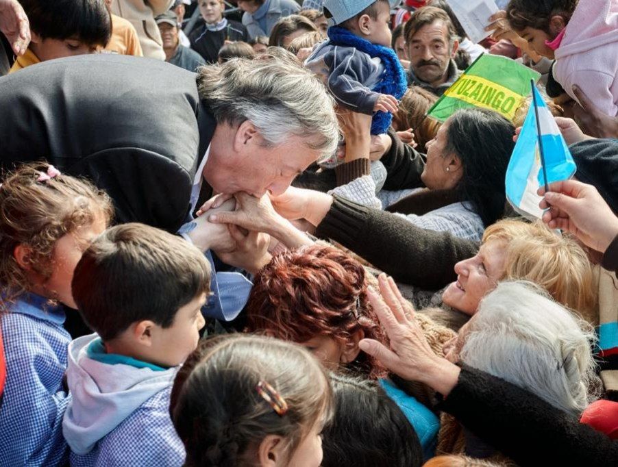 "Vengo a proponerles un sueño, el de volver a tener una Argentina con todxs y para todxs". Dónde quiera que estés, feliz cumpleaños Nestor!  acá seguimos intentando tener una Argentina unida ✌🏼
#NestorEterno #NestorCumple