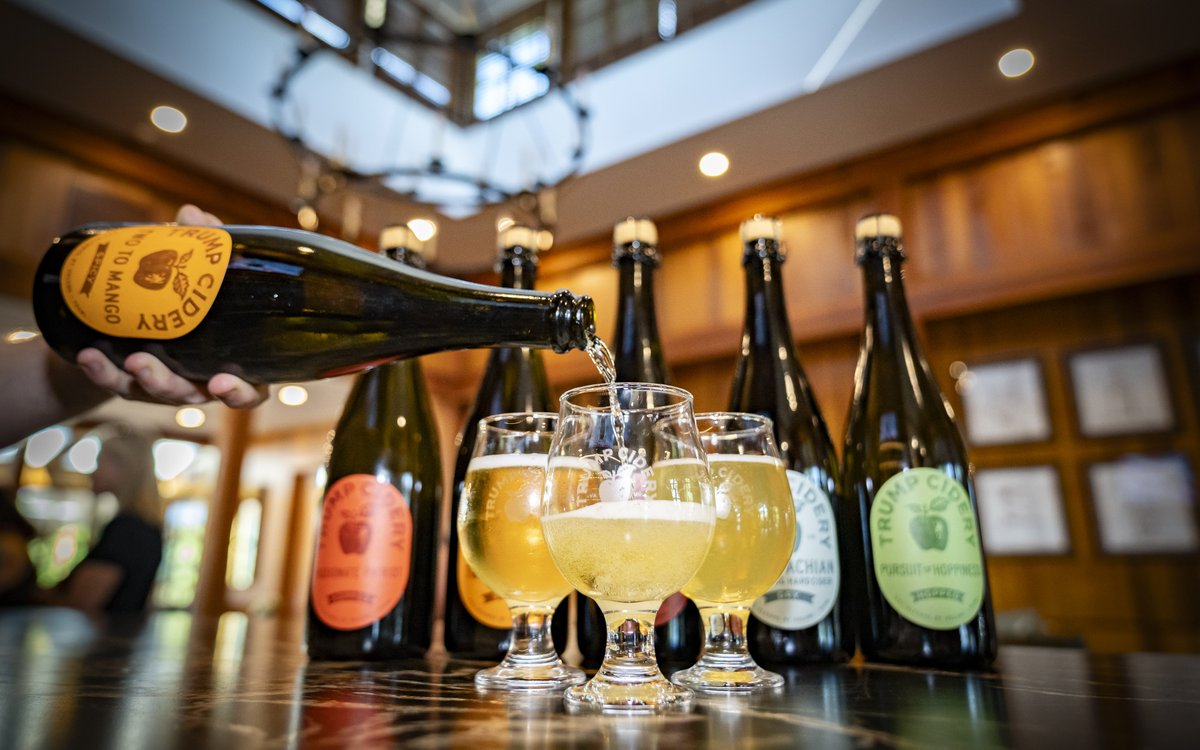 trumpcidery's tweet photo. Are you new to the Trump Cidery family and unsure where to start? Join us for a flight! ๐๐ฅ
Each cider flight comes with three flavors of your choice to explore. Come find your new favorite! ๐
#TrumpCidery #CiderFlight #TrumpCider #VACider https://t.co/X3BRxDk87i