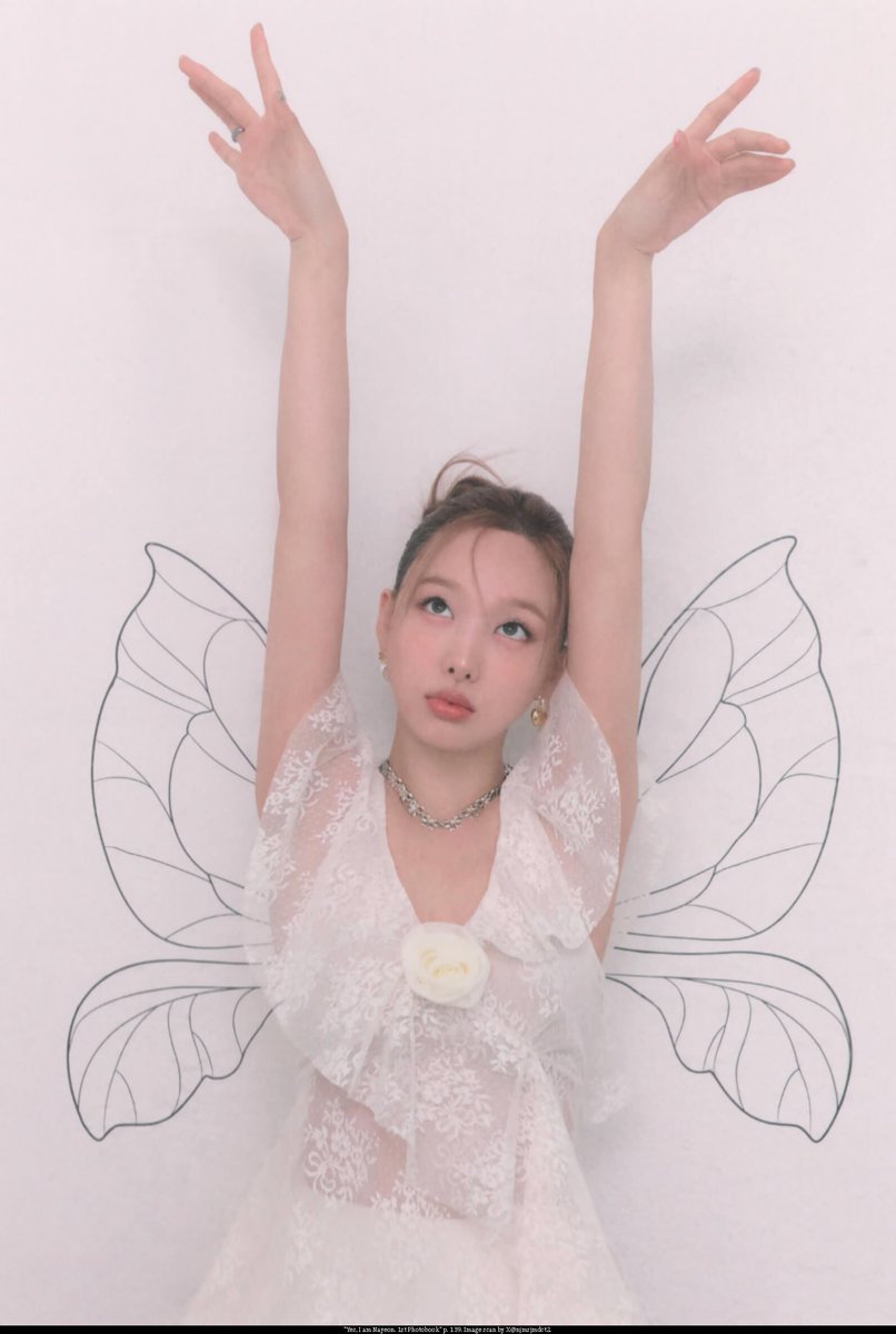 imnayeonarchive's tweet photo. https://t.co/bs2emvTBwh