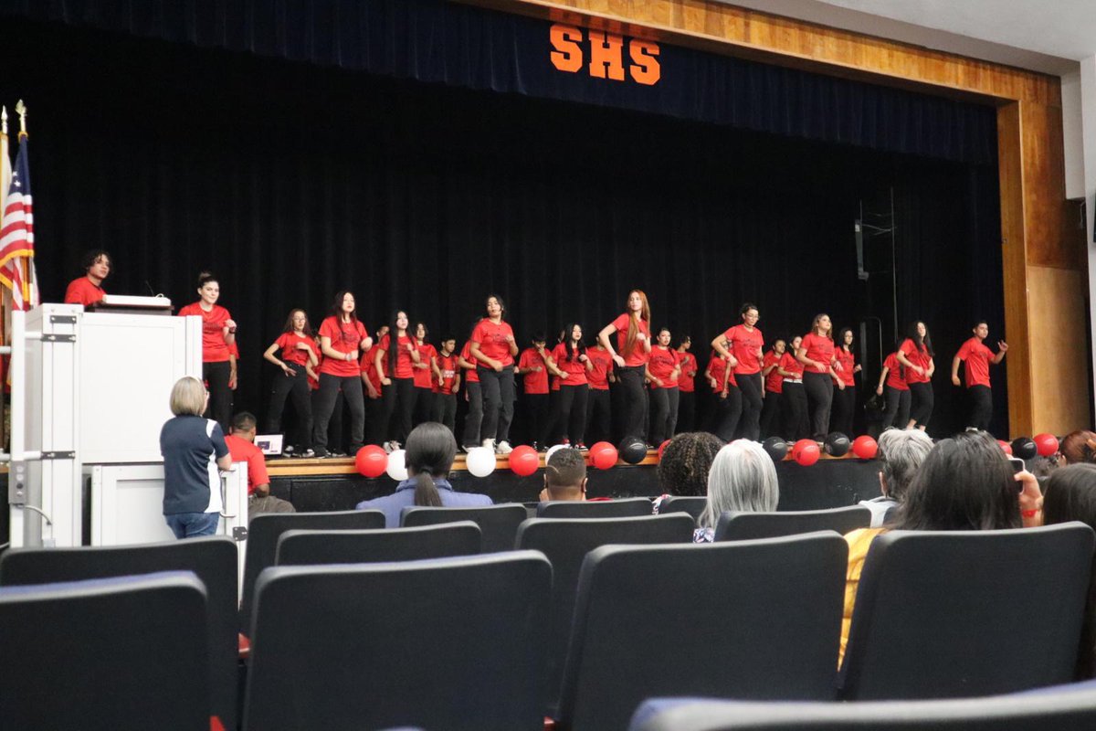 SHSMagnet's tweet image. SHS Parent Culture Night – A Night to Remember! 
Check out these amazing moments from our Parent Culture Night last Friday! Our students shined, showcasing their talents and leadership, while parents beamed with pride watching them perform.