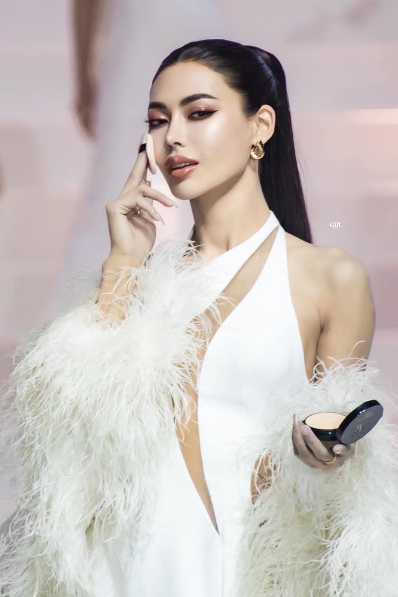 789Tayapat59310's tweet photo. สวยไรเบอร์นี้ #PressConMGT2025xGotchabell https://t.co/1nV8K9JO4x