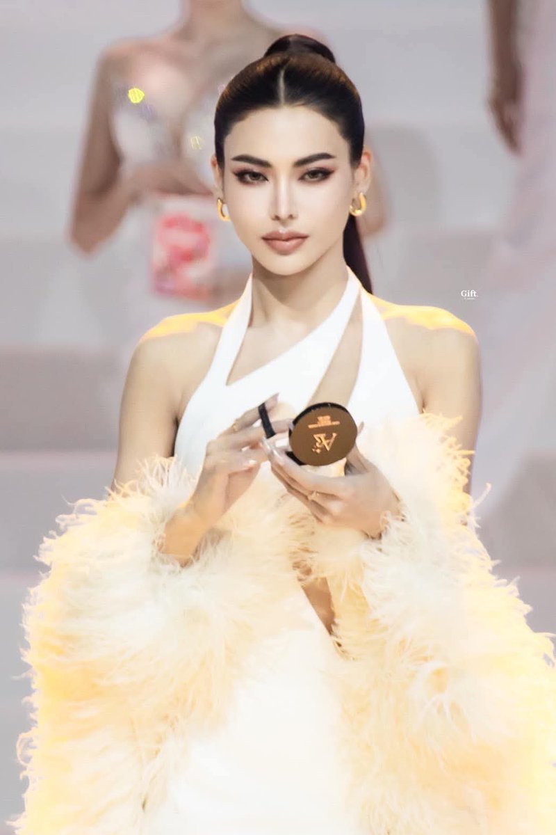 789Tayapat59310's tweet photo. สวยไรเบอร์นี้ #PressConMGT2025xGotchabell https://t.co/1nV8K9JO4x