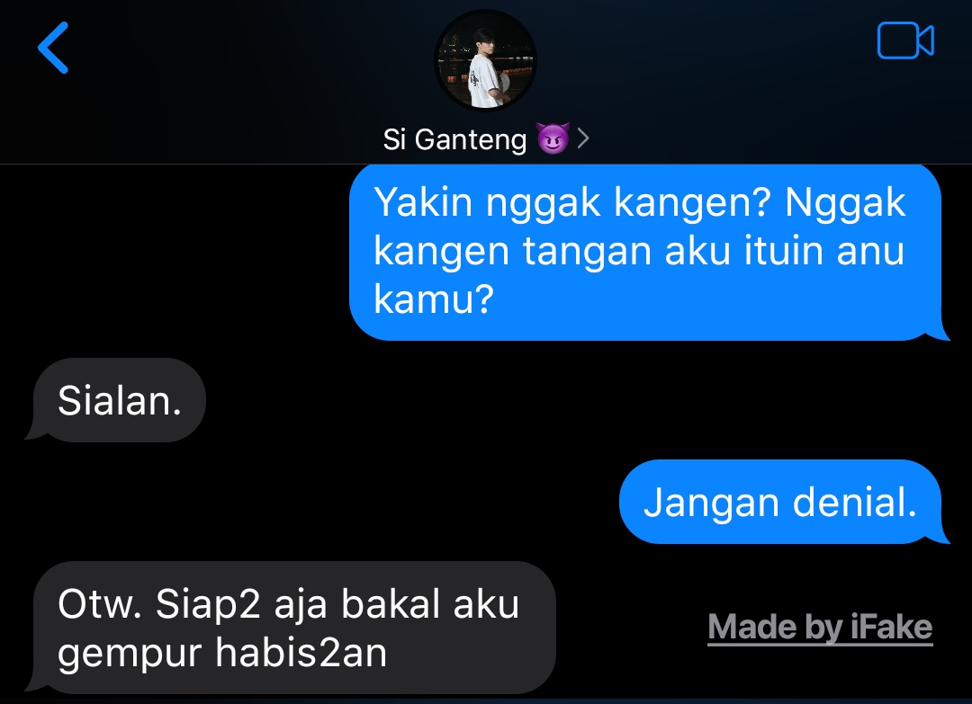 ppnarrative's tweet photo. #PondPhuwin AU
[ socmed + pvt 🔞 ]

— Ritual Mingguan  —

Phuw*n selalu berpikir ia tak akan hilang kendali, sampai P*nd datang dengan kesabaran yang mengikis pertahanannya. Hingga di satu titik, ia sadar pada kenyataan—bahwa ia telah jatuh, terlalu dalam, tanpa bisa kembali. https://t.co/mFDWbtqevY
