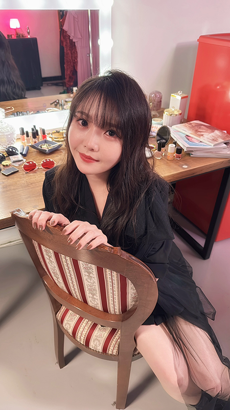 麻倉もも Momo Asakura artist official on X: 麻倉もも Momo Asakura artist official on X: