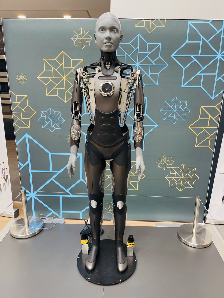 FH_Computing's tweet image. “Fantastic trip to the Robotorium in Edinburgh! A great hands-on experience with robots and AI tools—our pupils loved it! #STEM #AI #ComputingScience” @FernhillSchool