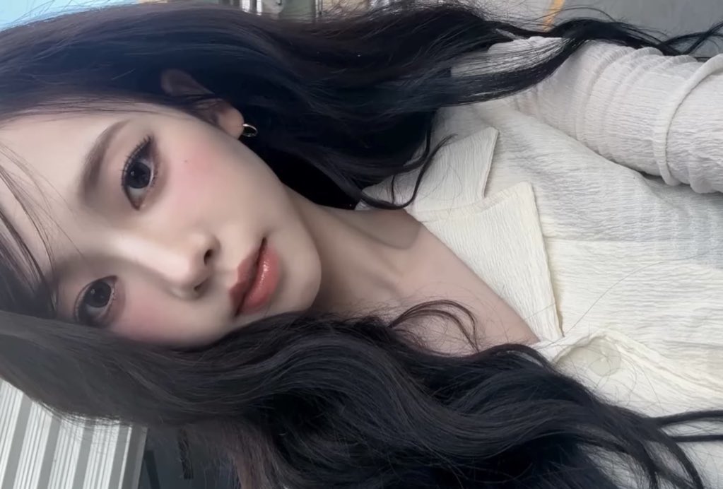 Kiana (@lunlsoiace) on Twitter photo 