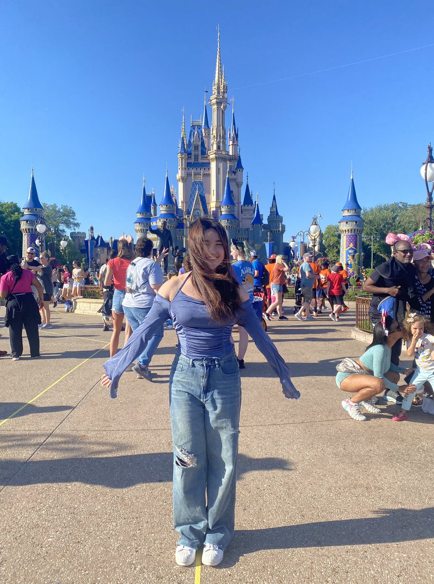 좀 됐지만 디즈니 너어무 재밌었고요