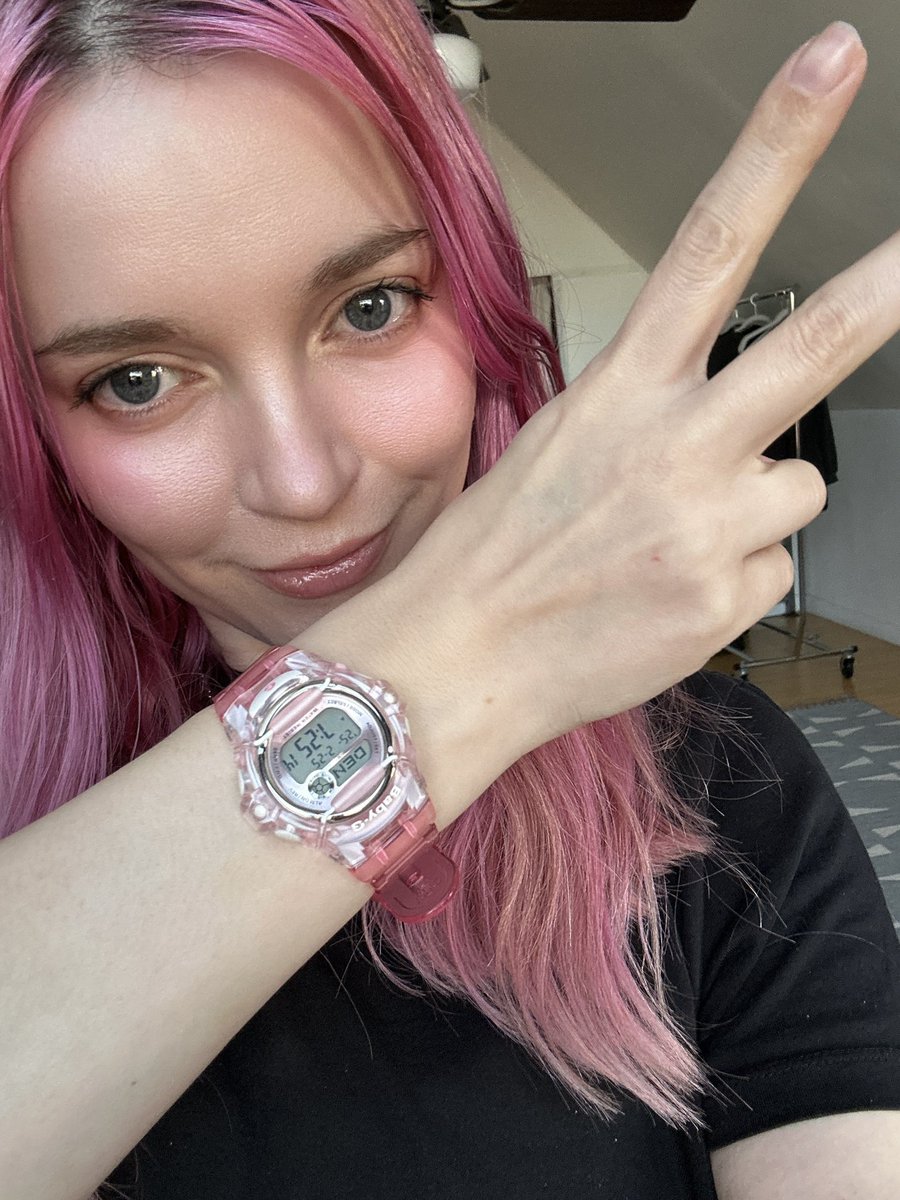 charli cohen tweet media