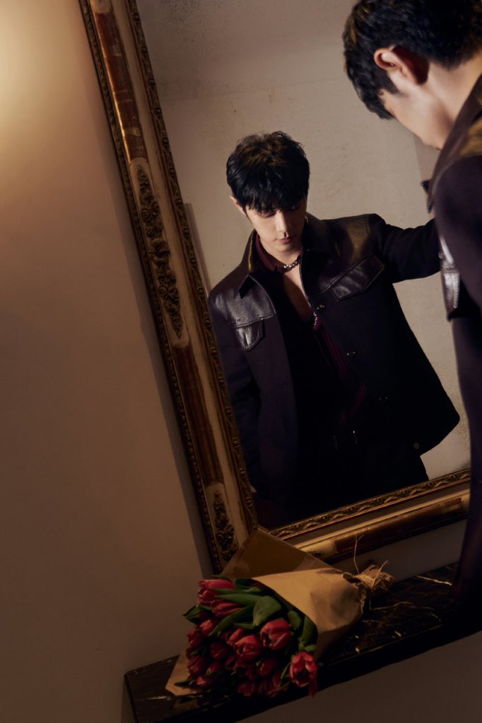 Jerry84587620's tweet photo. XIAO ZHAN GUCCI MUSE
#XiaoZhanGucciMila
我太爱你了，肖战 https://t.co/GmKPfFUgTU
