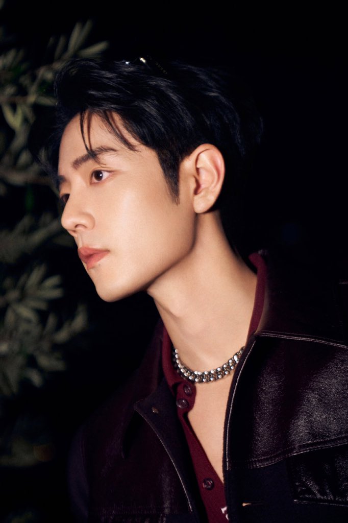 Jerry84587620's tweet photo. XIAO ZHAN GUCCI MUSE
#XiaoZhanGucciMila
我太爱你了，肖战 https://t.co/GmKPfFUgTU