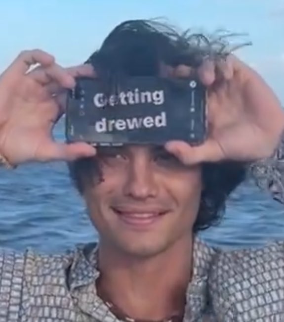 jcrdeclan's tweet image. karma's a relaxing thought