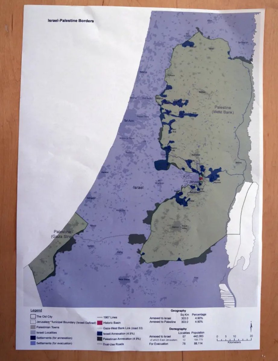 Former Israeli PM Ehud Olmert revealed the famous "napkin map" of 2008. He showed the map to Abbas during negotiations but did not allow him to take a copy of it. Abbas drew it on a napkin. While it has already been revealed, this is the original map. bbc.com/news/articles/…