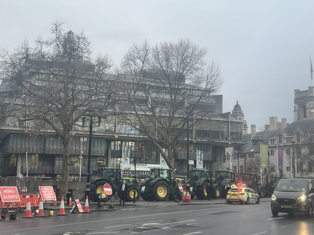 <a href="/ProagriLtd/">Tom Bradshaw</a> :
“We will not stop
We will not give in
We will fight this family tax until Ministers give in
And then we can focus on more important issues, like resilient food production”
#NFU25