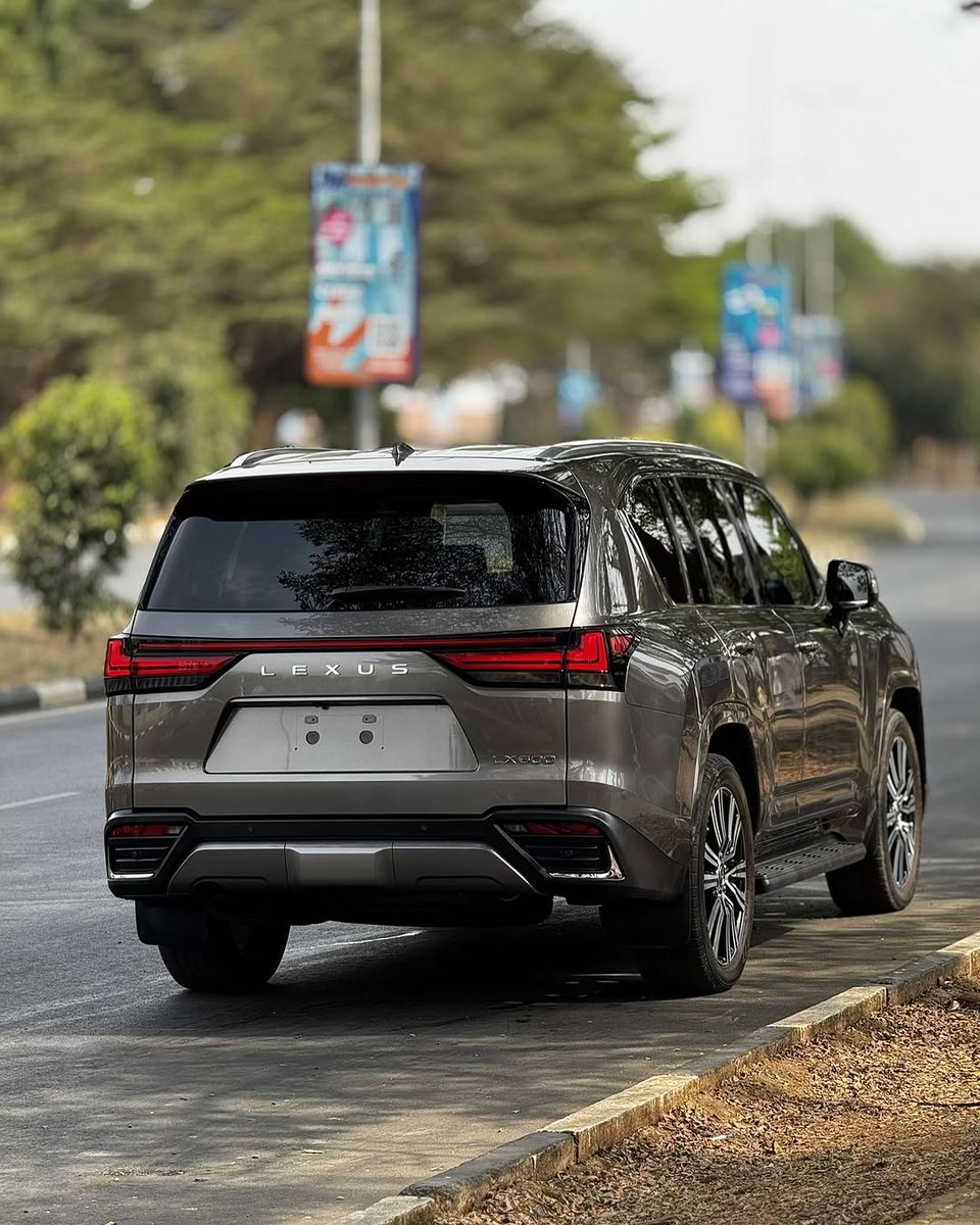 FctCarplug's tweet photo. Lexus LX600 2021
Going for just 290Million Naira
Davido Reekado Odumo CONGRATULATIONS BRUNO MY HALLELUJAH CHALLENGE AFCON #OnewayticketEP Mourinho DSTV El Rufai #Investwithfragvest #GranHermano #GrandeFratello Nuhu Ribadu Carragher Mallam Tinubu Sowore igbo https://t.co/JzuJLrsNdd