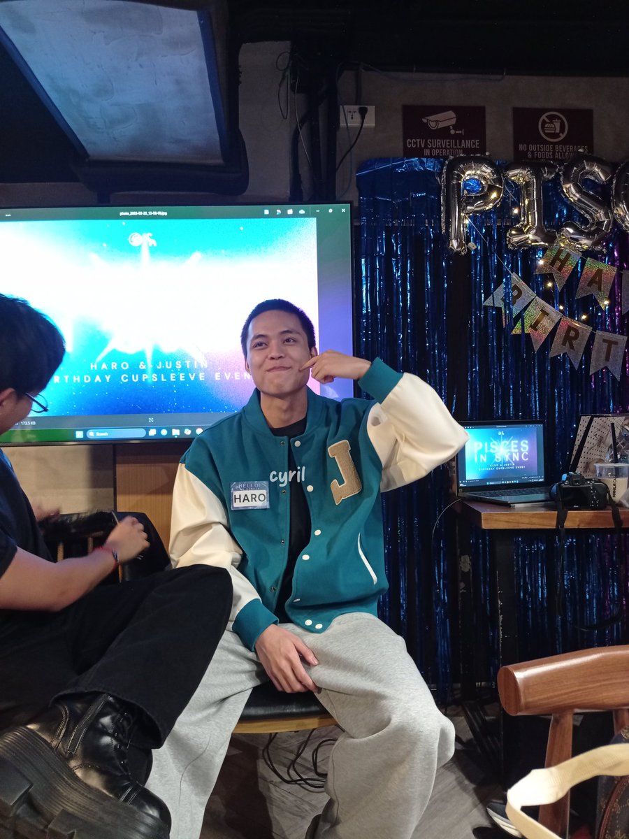 snakeusaurus's tweet photo. 250222 PISCES IN SYNC HARO AND JUSTIN BIRTHDAY CUPSLEEVE EVENT
JDimple π₯Ί
#PISCESInSync @pluus_official
#PLUUS #PLUUSHaro #PLUUSJustin https://t.co/aVV5UQFAT8