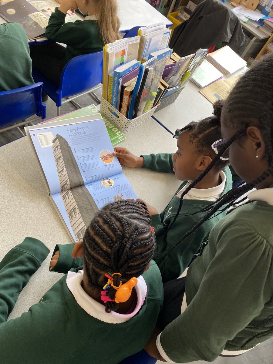 Year5@fossdene tweet media