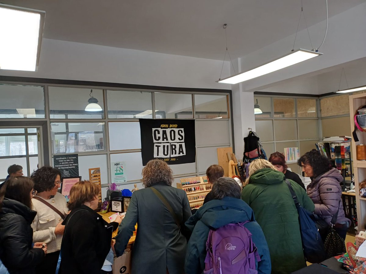 🔘Conociendo Kuartango Lab🔘
👉El pasado 20 de febrero, un grupo de cerca de 25 personas de diferentes entidades de Navarra participaron junto a Mendinet y la ADR Añana en una visita al centro de innovación y experimentación rural Kuartango Lab. 
+ Info: mendinet.eus