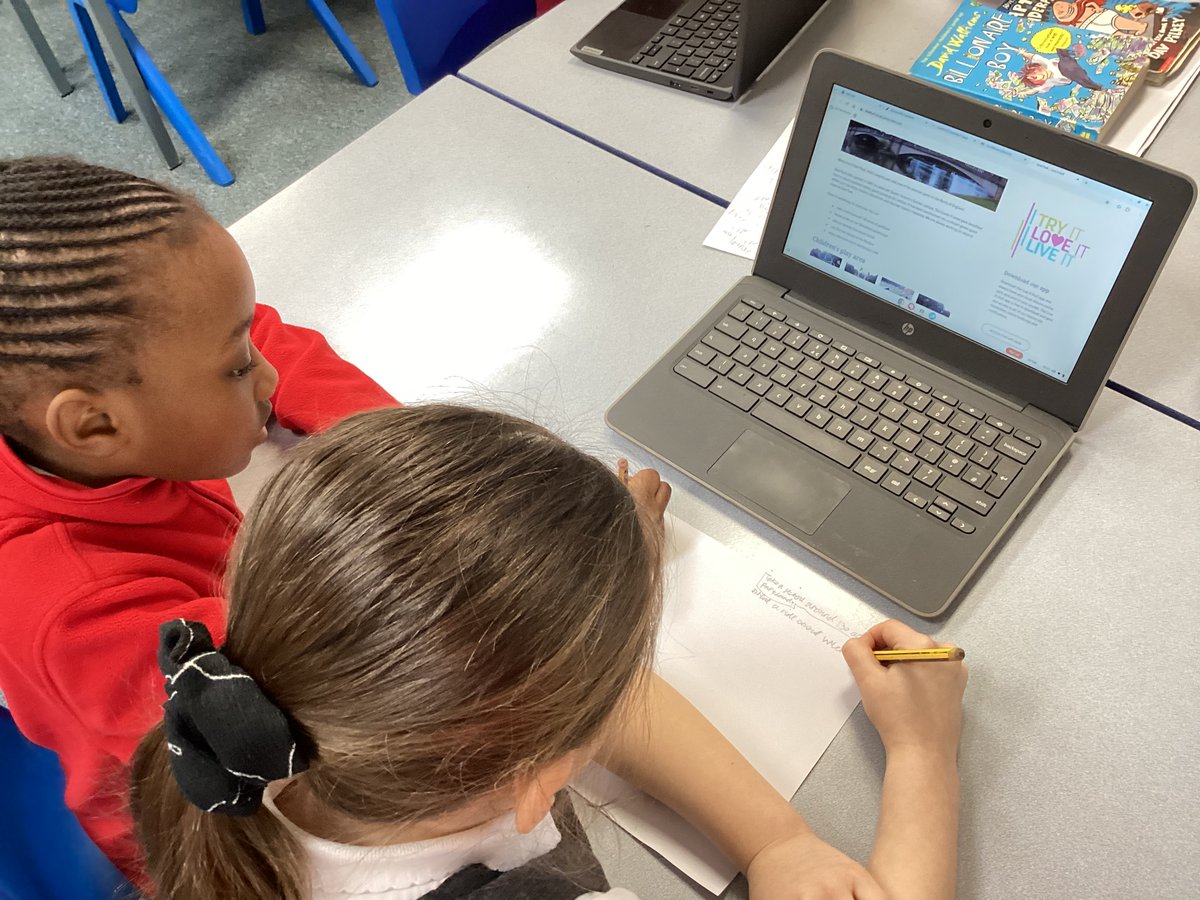 MarfleetPrimary's tweet photo. Year 3 are using the chrome books this morning to find out information about attractions in Hull to include in our persuasive text about visiting Hull! https://t.co/b7joFfKhwT