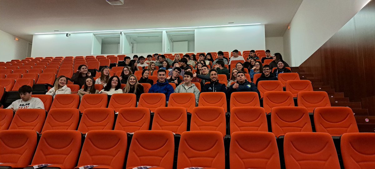 06Jomace's tweet photo. @ujaen @EmpleoUja @EPSLinares 
#viverosdeempresauja Jose https://t.co/IWnqS5XF5Q
