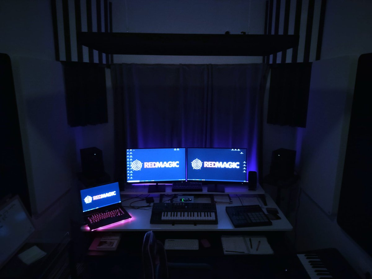 BroncoTDF's tweet image. Hoy cumplo 2 años en BCN 🙌🙌 

Así empezamos // Así vamos