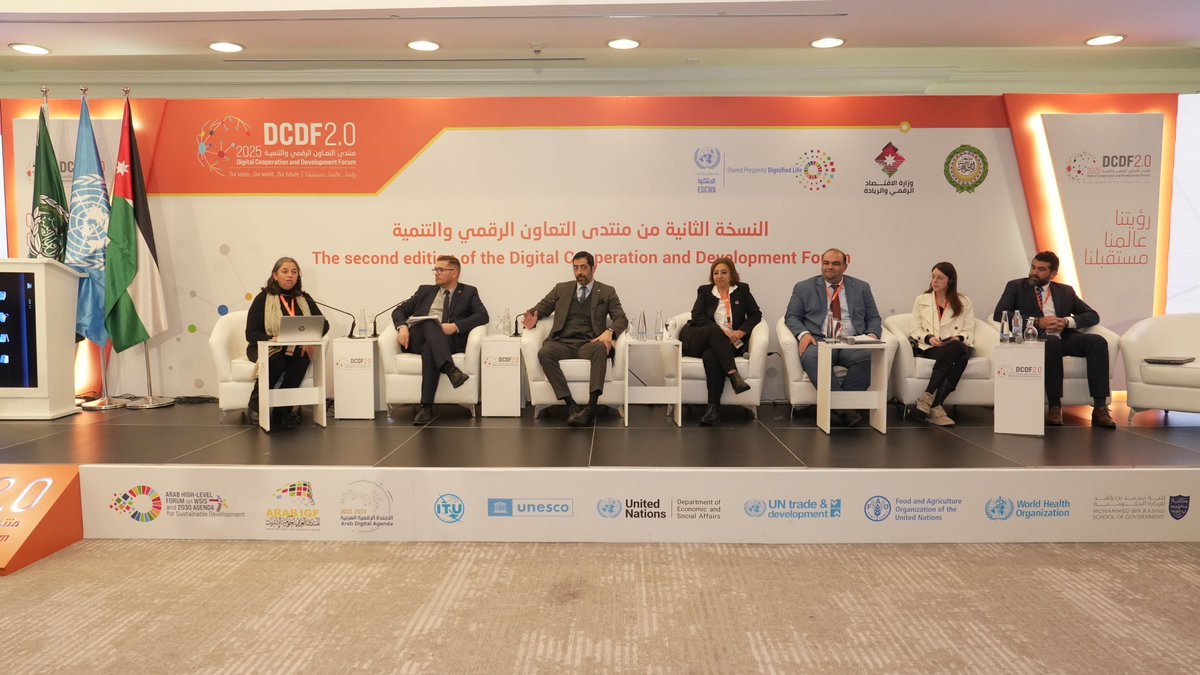 UNESCWA's tweet photo. #DCDF2025 brought together parliamentarians from the Arab region to discuss internet governance and digital cooperation, highlighting their legislative role in shaping policies on data governance, cybersecurity, misinformation, and #AI.
🔗 More: https://t.co/zGoz0Th8YZ https://t.co/m4XXpqILiv