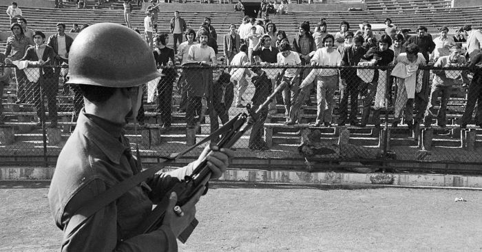 David Pendleton (@davidpendleton0) on Twitter photo I've added another video to the back catalogue of the Sporting Lunchtime Lectures. This from December 2023 when <a href="/pedroelprofesor/">Pete Watson</a> from the University of Leeds about football and culture in Chile during the time of the coup in 1973. <a href="/TheRecordCafe/">The Record Café</a>
open.substack.com/pub/sportinglu… I've added another video to the back catalogue of the Sporting Lunchtime Lectures. This from December 2023 when <a href="/pedroelprofesor/">Pete Watson</a> from the University of Leeds about football and culture in Chile during the time of the coup in 1973. <a href="/TheRecordCafe/">The Record Café</a>
open.substack.com/pub/sportinglu…