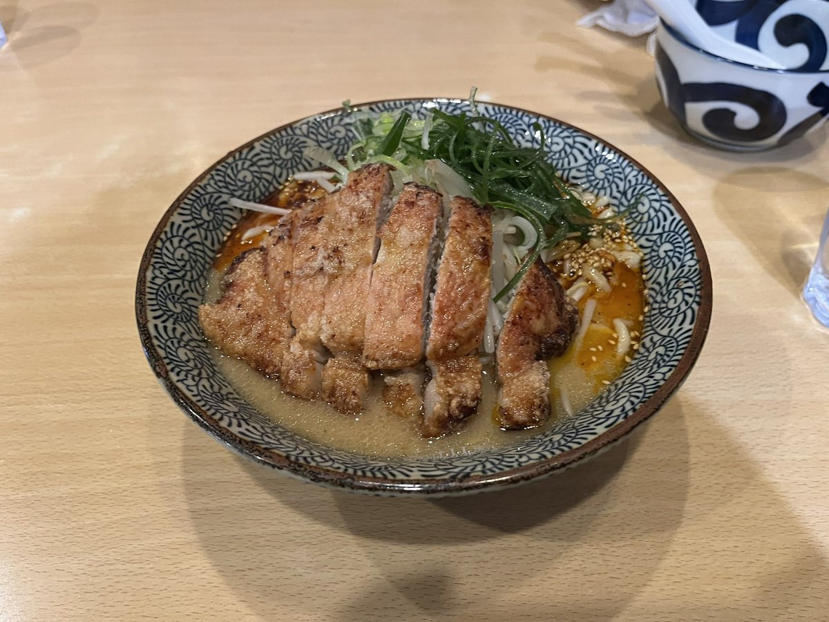zen_brad's tweet photo. 八王子市
らーめん楓
冬季限定 味噌パーコー麺 https://t.co/SMk2Krowjt