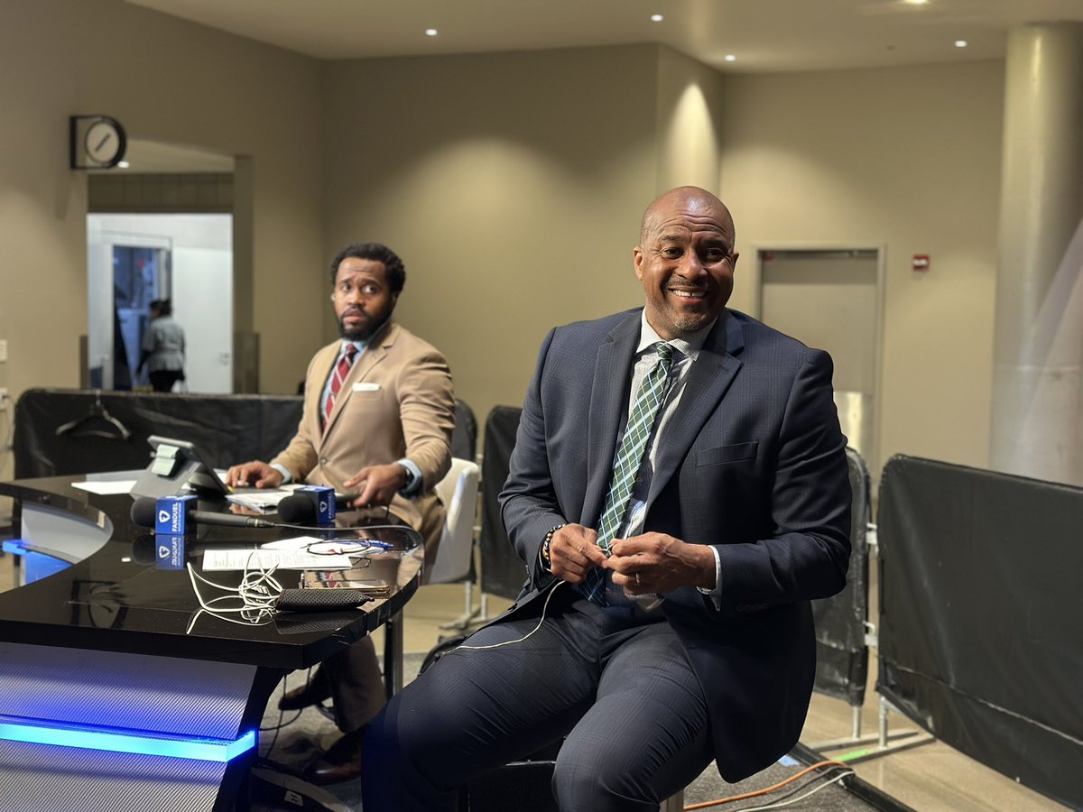 Great night with the <a href="/intigriti/">Intigriti</a> team at the Atlanta Hawks v Miami heat - and a massive thankyou to Brian Oliver - new owner of some exclusive swag