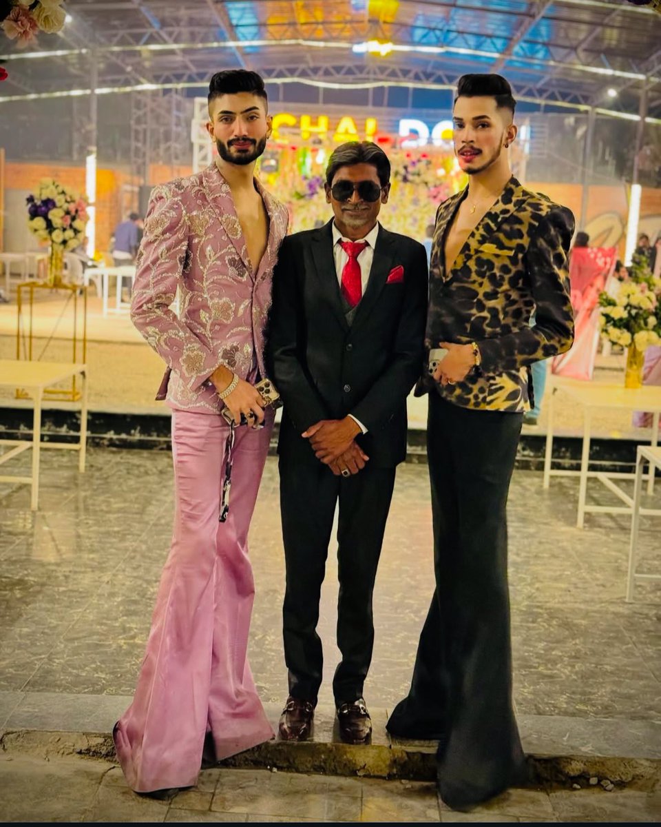 مویشی میلہ میں پٹواریوں کی یوتھ🤣😂