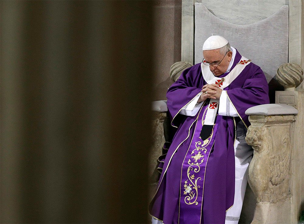 El Mensaje del #Papa para la #Cuaresma concluye con esta cita de Sta Teresa de Jesús: 
“Espera, espera, que no sabes cuándo vendrá el día ni la hora. Vela con cuidado, que todo se pasa con brevedad, aunque tu deseo hace lo cierto dudoso, y el tiempo breve largo”