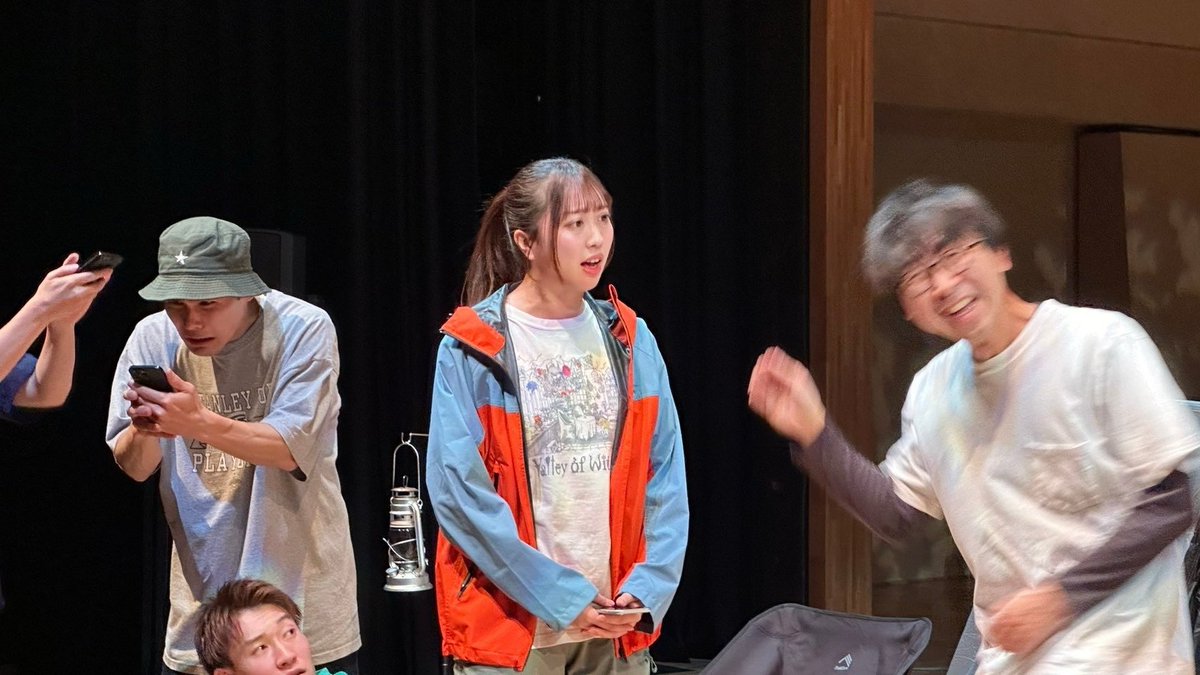 ao_oi03's tweet photo. #ソロソロ　小美玉公演
無事終演致しました！

沢山の愛をもらった凱旋公演。
大好きな青春事情の作品を、大好きなキャスト・スタッフの皆さんと一緒に、地元の家族や友達、先生、お世話になっている方々にお届けできて、幸せすぎる時間でした。

関わってくれた全ての皆様、ありがとうございました！ https://t.co/F9IKTlCfrA
