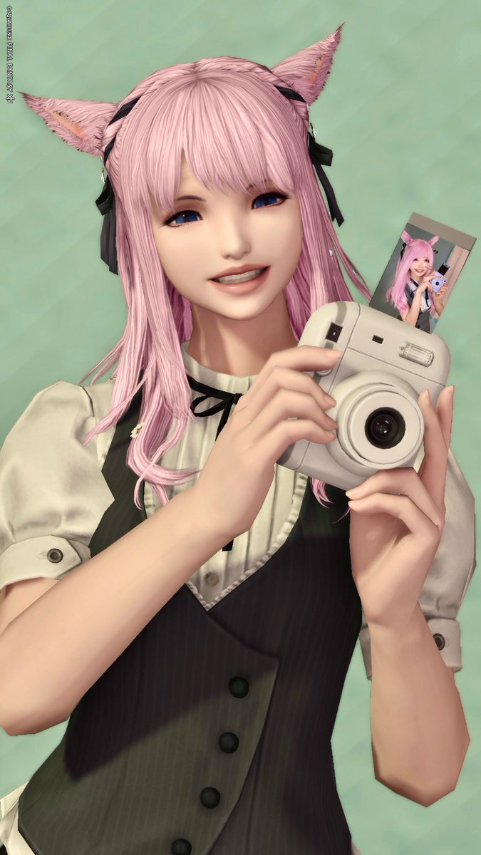 自キャラちゃんと撮り合いしたよ📷💗
エモート : 撮影する