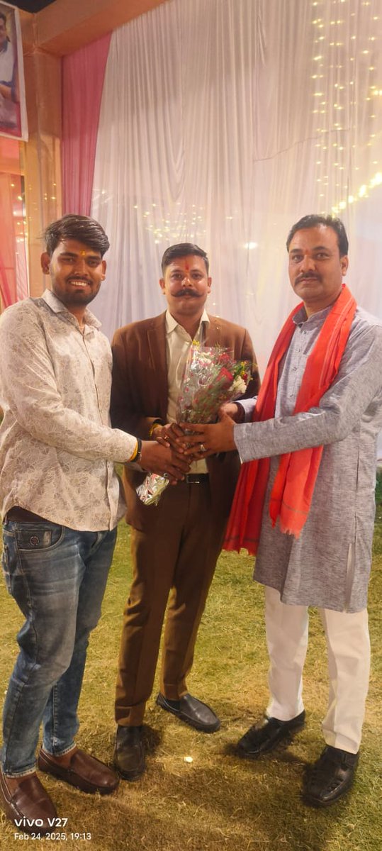Shivjee45776381's tweet photo. https://t.co/970kT9N4Xy