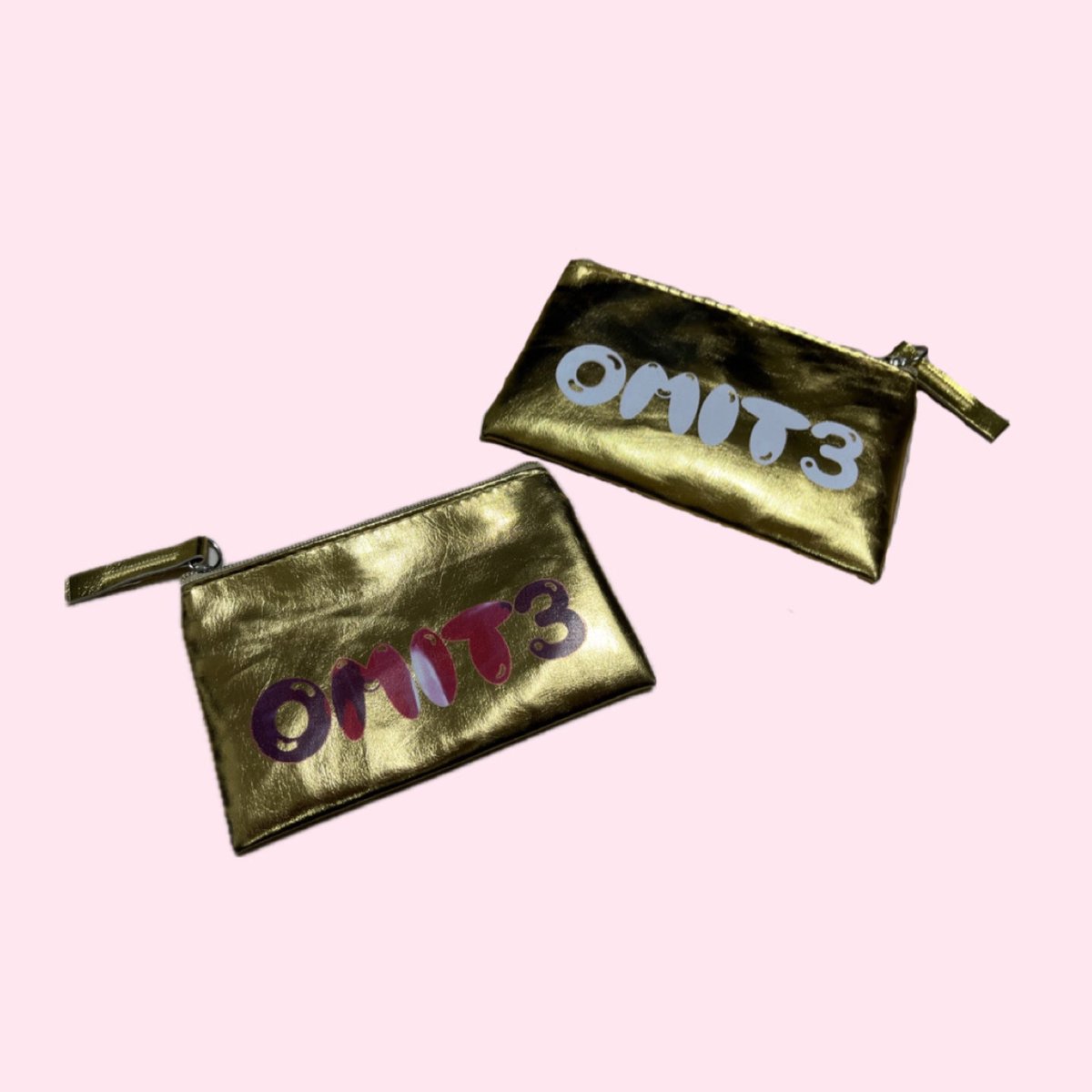 🪅New Goods🪅

・トートバッグ
・巾着
・ポーチ2種

OMI Fes限定で販売決定！
シルクスクリーンで手刷りしました！
メンバーが1つ1つ丁寧に刷らしてもらいましたよ✌️
数に限りがあるのでお早めに☝️

まだまだOMI Fesご予約、お待ちしております🙇
メール✉️、又はDM、メンバーまで🤲