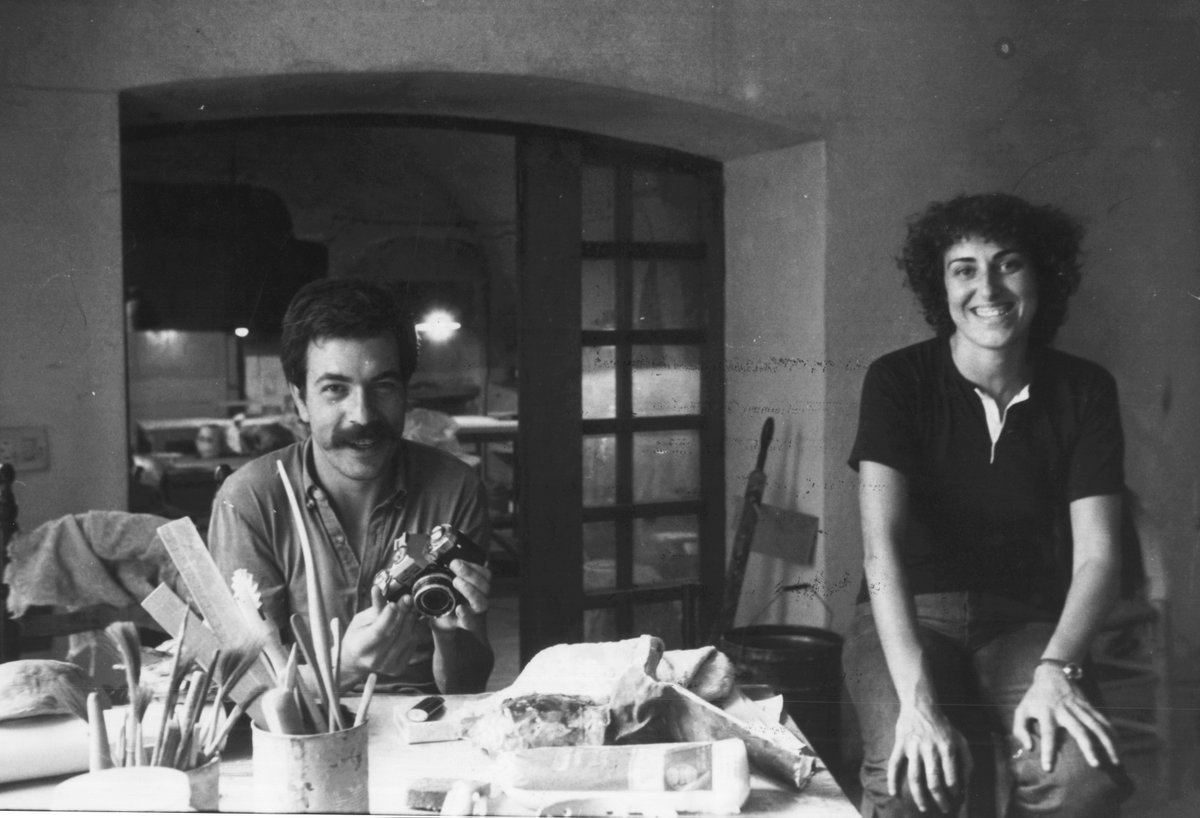 🎨🖼️ El Museu d’Història de Girona presenta una selecció d’obres de Joan Casanovas i Romaguera.

Amb motiu del quart aniversari de la seva mort, es mostra part de la donació que les filles del dissenyador i artista gironí van fer a l’equipament cultural. 

👉